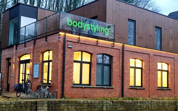 89144403 2750571678359012 64152732499443712 O